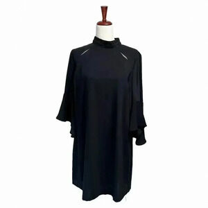 Anna Cate Dress Size Large‎ Shift Trumpet Sleeves Cutout Mockneck